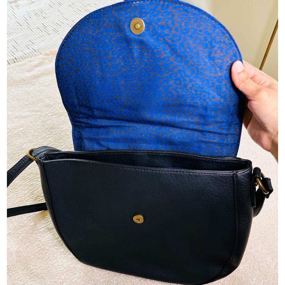 Oversized Boho Stud and Tassel Saddle Shoulder Bag Black Vegan Leather NEW - Picture 7 of 8
